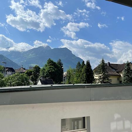 Moderne einzigartige Wohnung in Altdorf Exterior foto