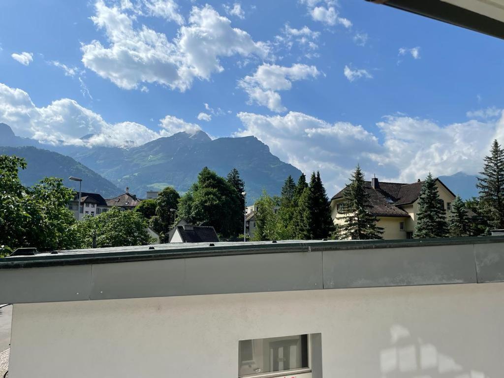 Moderne einzigartige Wohnung in Altdorf Exterior foto